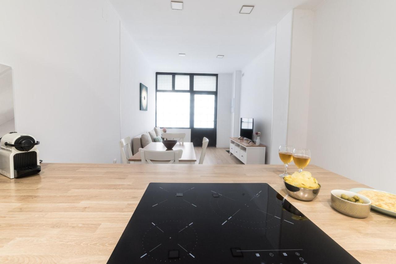 Moonkey - Apto. Albeniz, Con Acogedor Patio Alicante Exterior foto